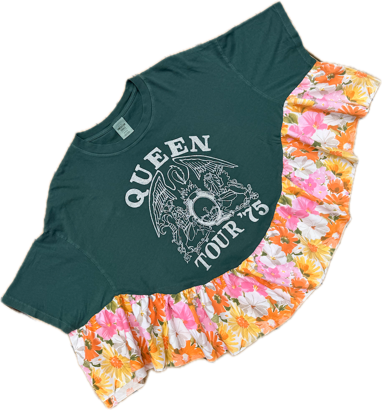 Queen Floral Ruffle Tee