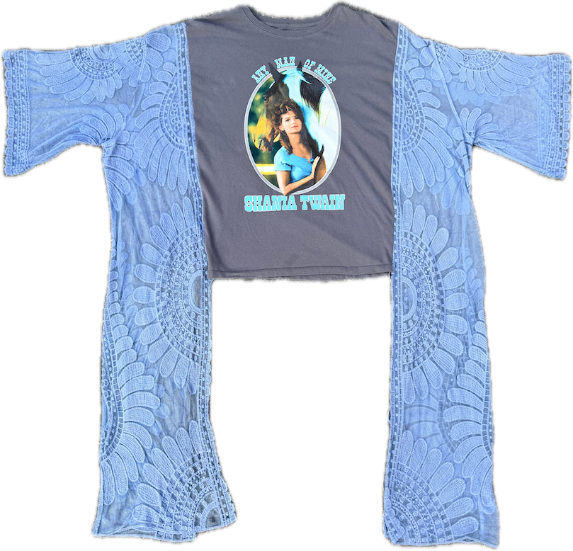 Shania Twain Lace Sleeves
