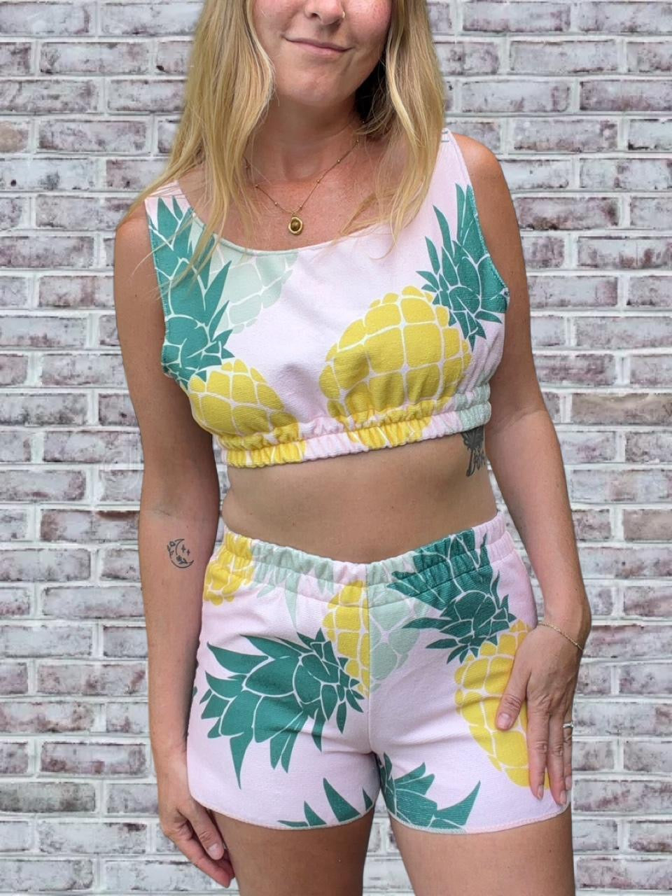 Pineapple Two Piece Towel Set